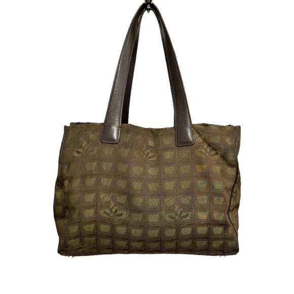 💚CHANEL Travel Line Tote - Picture 3 of 16